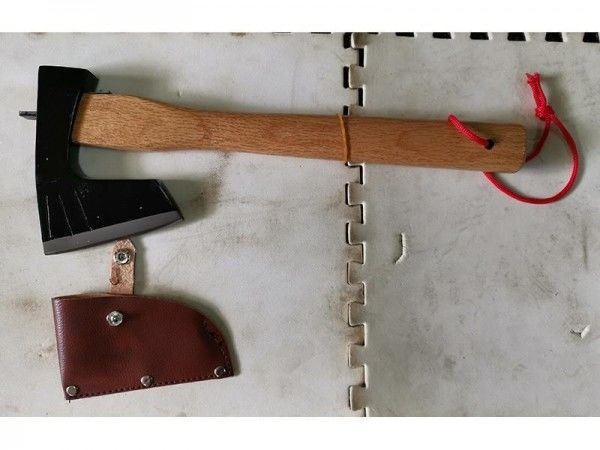 Молот и топор Кожаное лезвие Защитный колючка И топор Кампинговый колючка Высокочастотная тушение